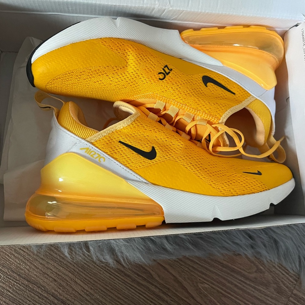 Women 🟡🌼⭐ Nike 270 Air Max